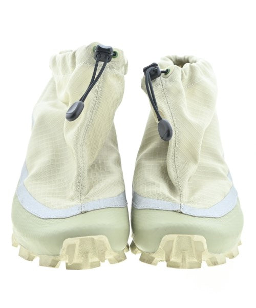 MM6 รองเท้าผ้าใบ