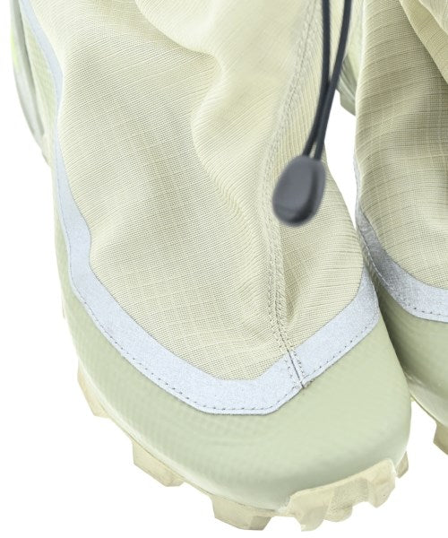 MM6 รองเท้าผ้าใบ