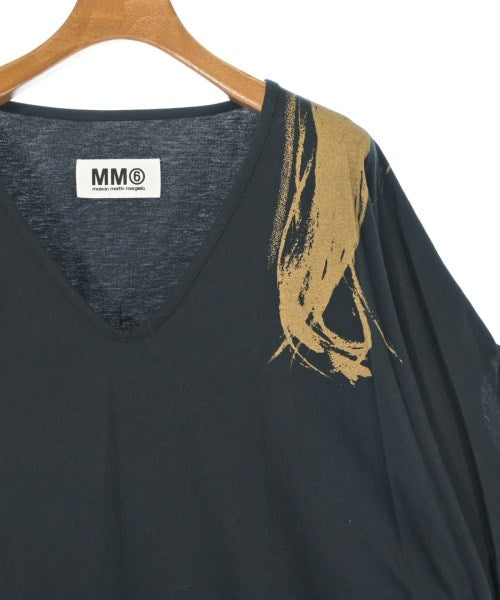 MM6 เสื้อยืด/เสื้อท็อปส์