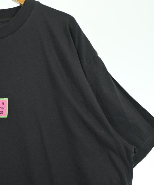 MM6 เสื้อยืด/เสื้อท็อปส์