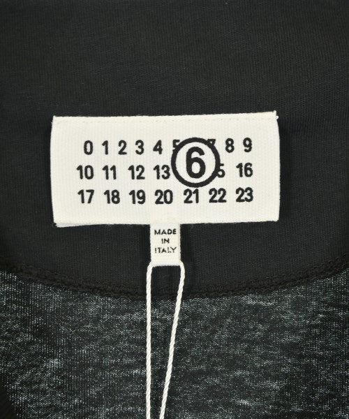 MM6 เสื้อยืด/เสื้อท็อปส์