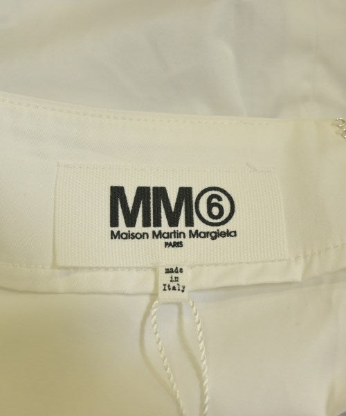 MM6 กระโปรงสั้น