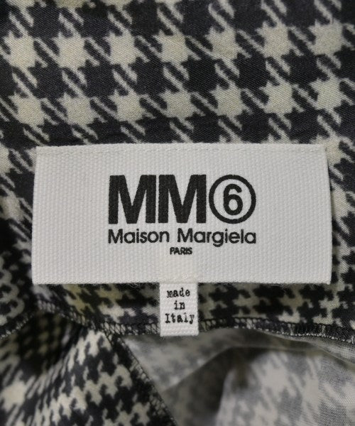 MM6 ชุดเดรส