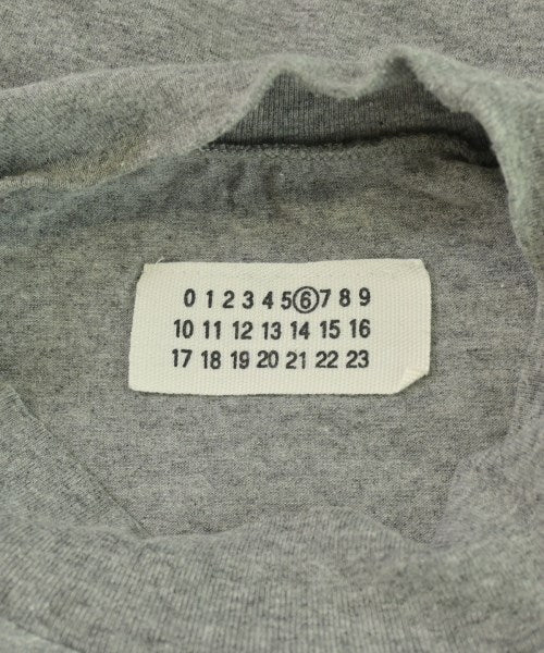 MM6 เสื้อยืด/เสื้อท็อปส์