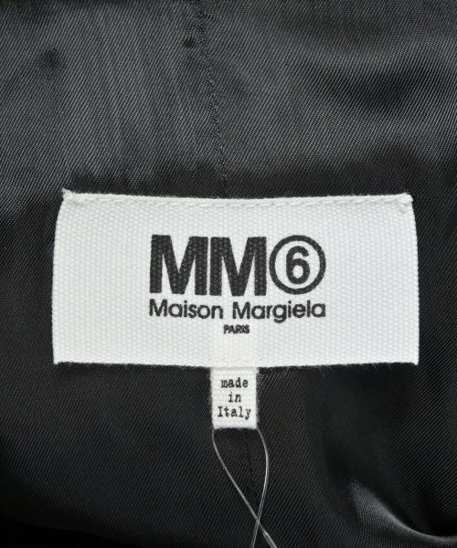 MM6 เสื้อกันฝน