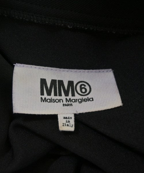 MM6 ชุดเดรส