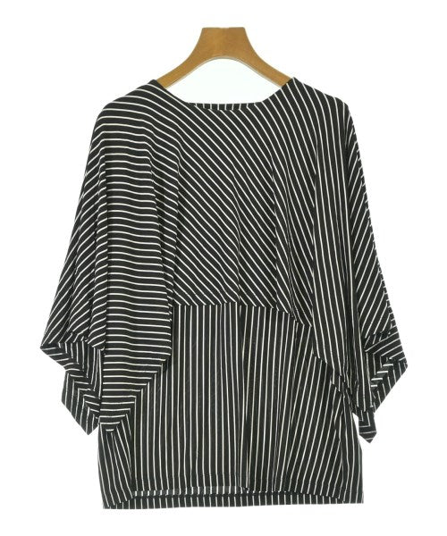 MM6 เสื้อยืด/เสื้อท็อปส์