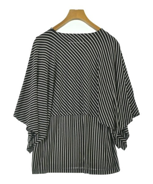 MM6 เสื้อยืด/เสื้อท็อปส์