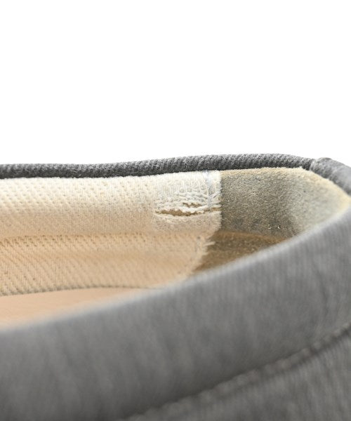 DRKSHDW รองเท้าผ้าใบ