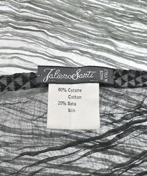 Faliero Sarti ผ้าคลุมไหล่