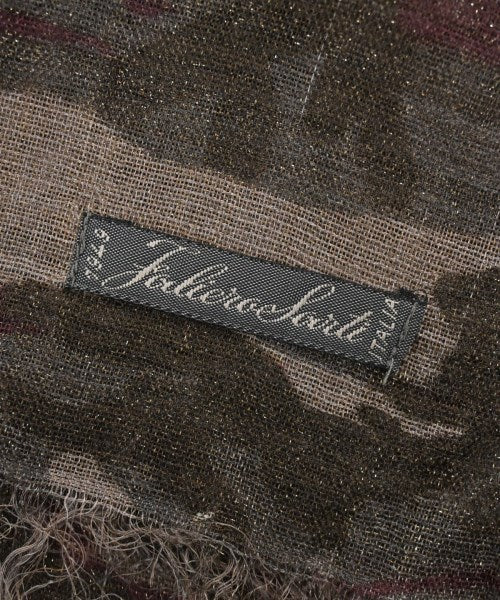 Faliero Sarti ผ้าคลุมไหล่