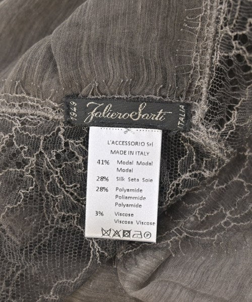 Faliero Sarti ผ้าคลุมไหล่