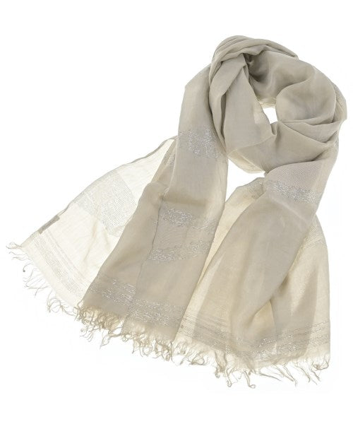 Faliero Sarti ผ้าคลุมไหล่