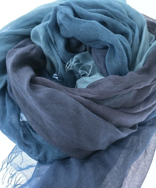 Faliero Sarti ผ้าพันคอกันหนาว