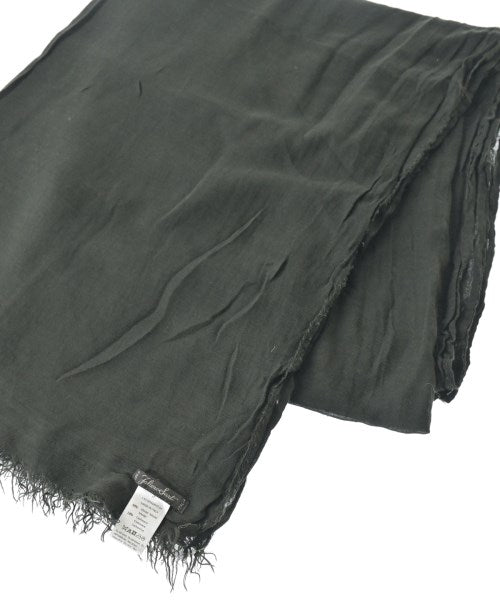 Faliero Sarti ผ้าคลุมไหล่