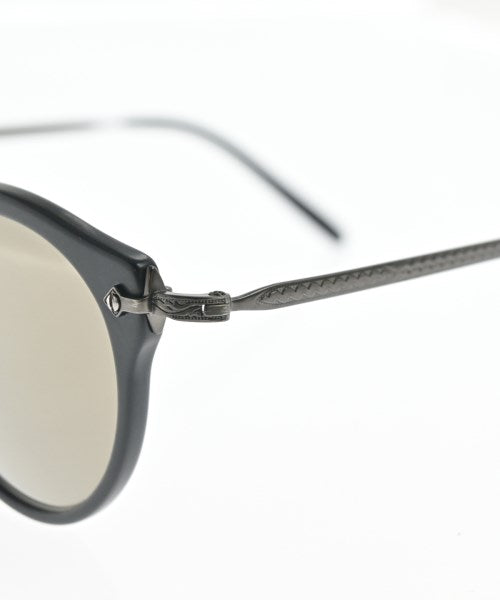 OLIVER PEOPLES แว่นกันแดด