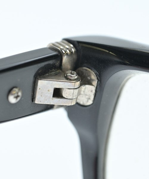 OLIVER PEOPLES แว่นตา