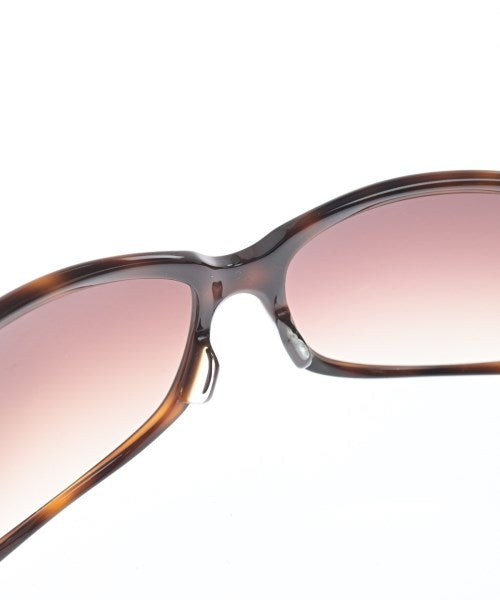 OLIVER PEOPLES แว่นกันแดด