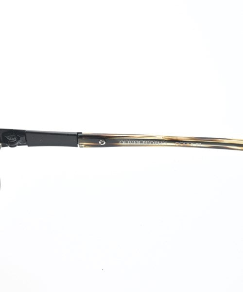 OLIVER PEOPLES แว่นกันแดด