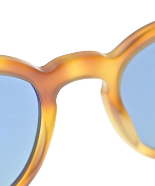 OLIVER PEOPLES แว่นกันแดด