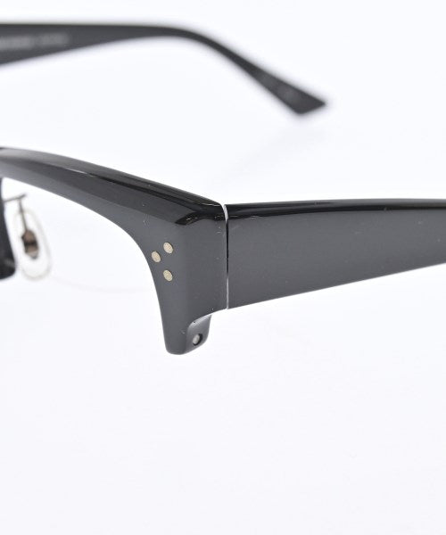 OLIVER PEOPLES แว่นตา