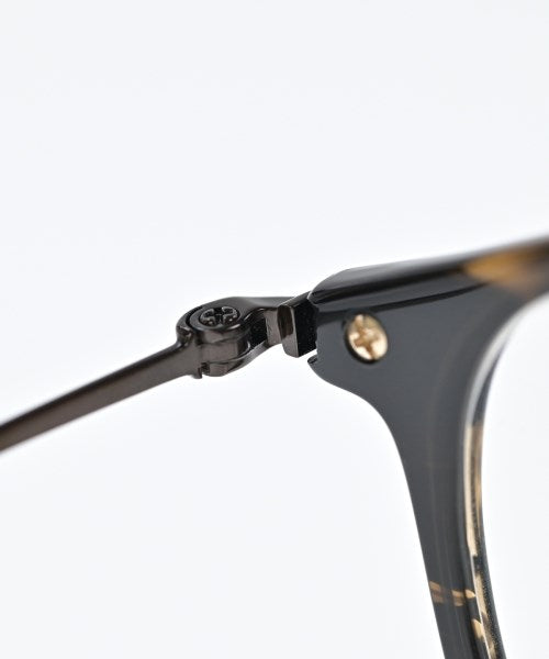 OLIVER PEOPLES แว่นตา