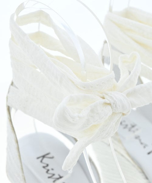 Kristina Ti รองเท้าแตะ