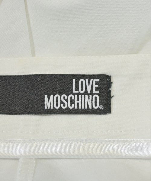 LOVE MOSCHINO กางเกงขาสั้น