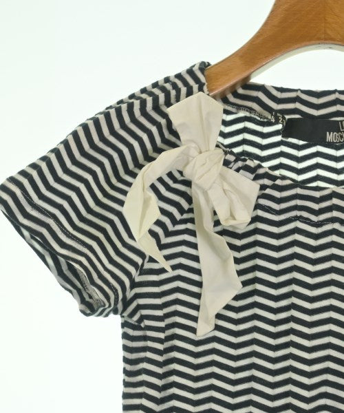 LOVE MOSCHINO เสื้อยืด/เสื้อท็อปส์