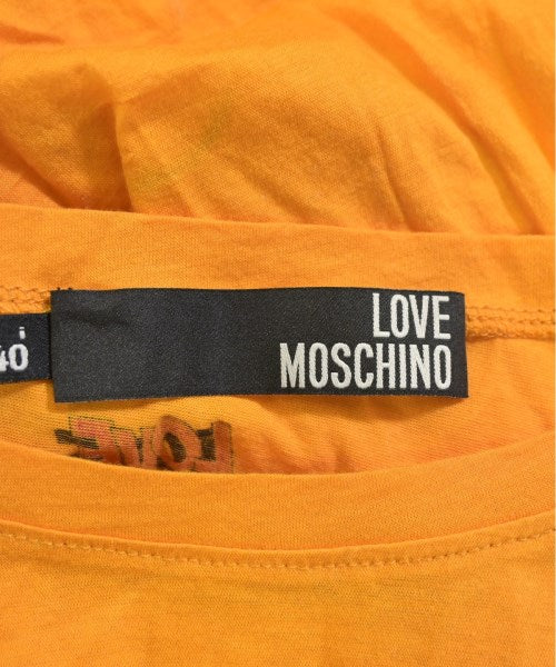 LOVE MOSCHINO เสื้อยืด/เสื้อท็อปส์