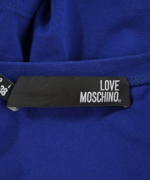 LOVE MOSCHINO เสื้อยืด/เสื้อท็อปส์
