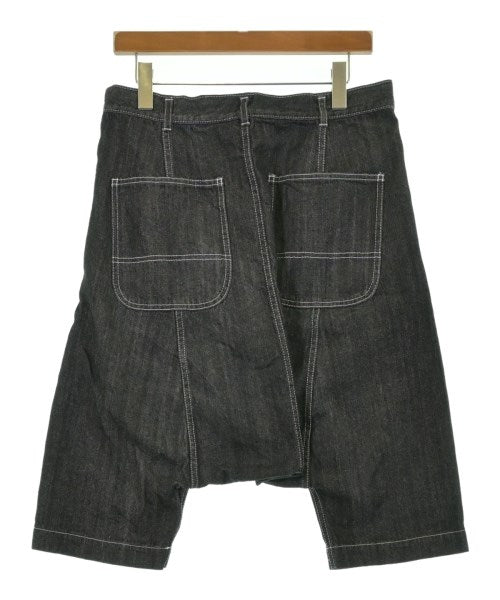 BLACK COMME des GARCONS กางเกงขาสั้น