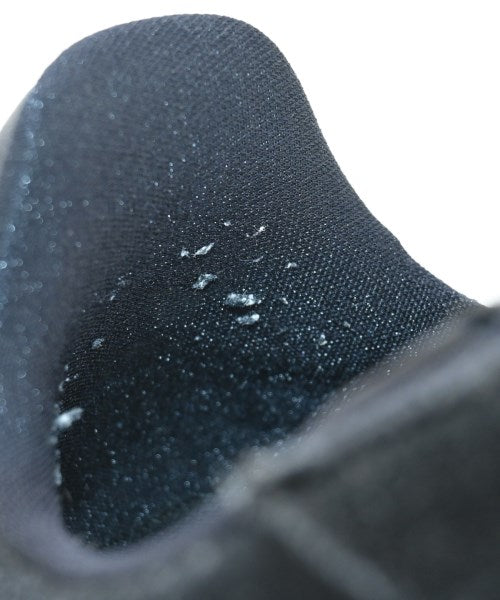 BLACK COMME des GARCONS รองเท้าผ้าใบ