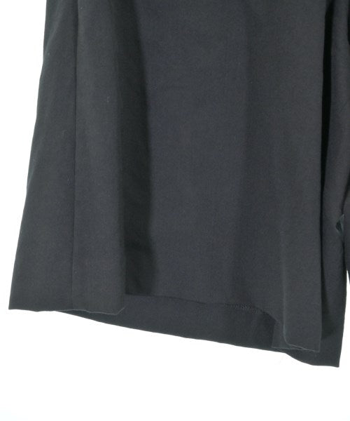 BLACK COMME des GARCONS กางเกงขาสั้น