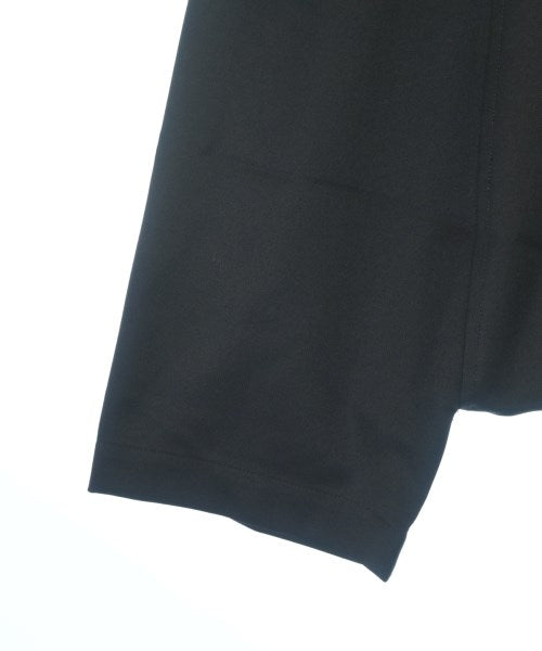 BLACK COMME des GARCONS กางเกงขาสั้น