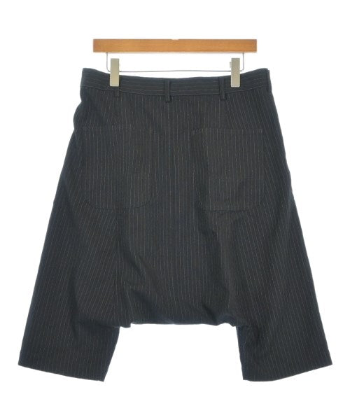 BLACK COMME des GARCONS กางเกงขาสั้น