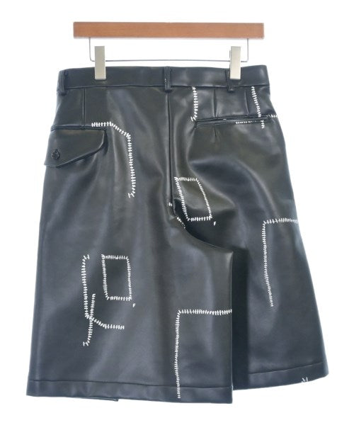 BLACK COMME des GARCONS กางเกงขาสั้น