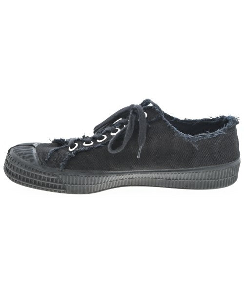 BLACK COMME des GARCONS รองเท้าผ้าใบ