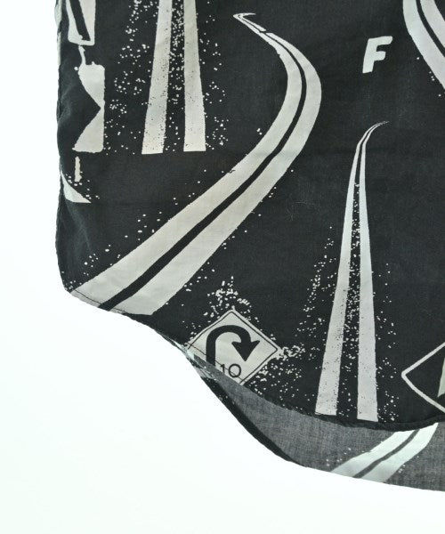 BLACK COMME des GARCONS เสื้อลำลอง