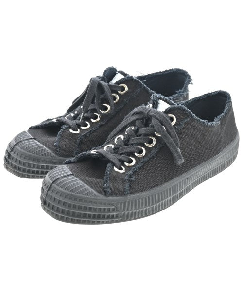 BLACK COMME des GARCONS รองเท้าผ้าใบ