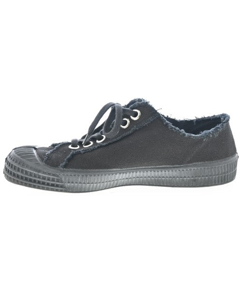 BLACK COMME des GARCONS รองเท้าผ้าใบ