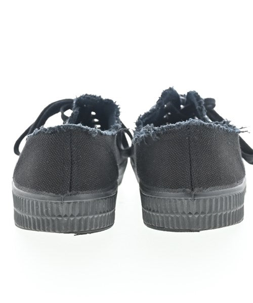 BLACK COMME des GARCONS รองเท้าผ้าใบ