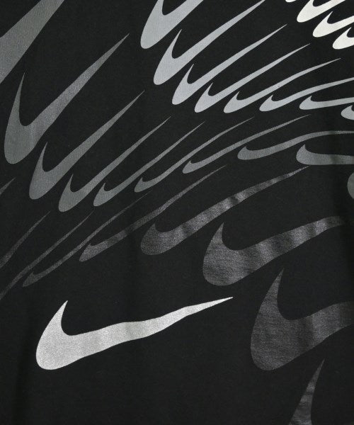 BLACK COMME des GARCONS เสื้อยืด/เสื้อท็อปส์
