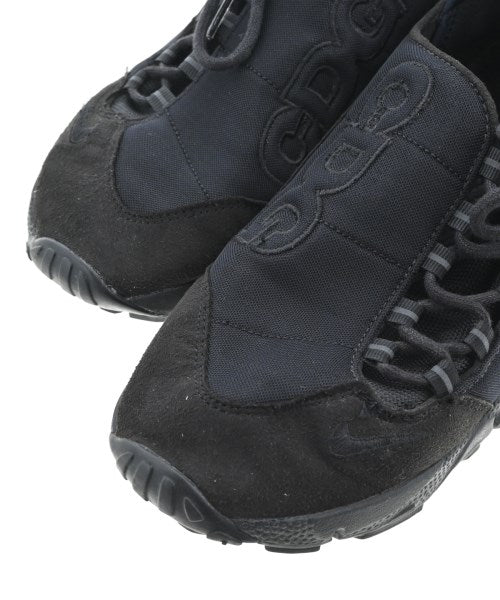BLACK COMME des GARCONS รองเท้าผ้าใบ