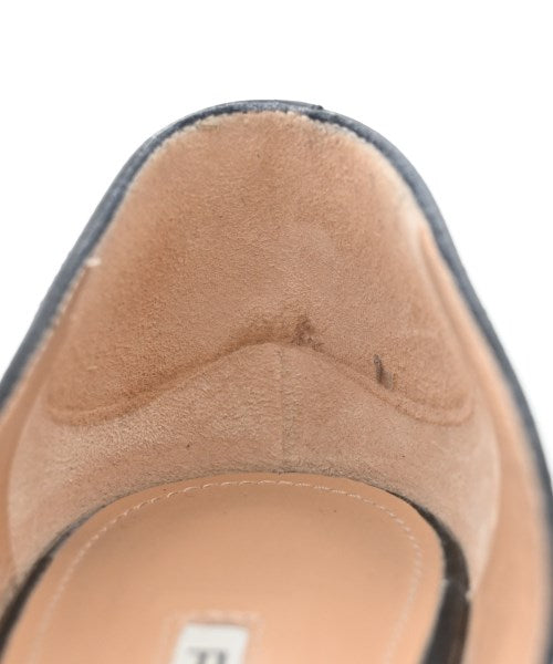 PELLICO รองเท้าส้นสูง