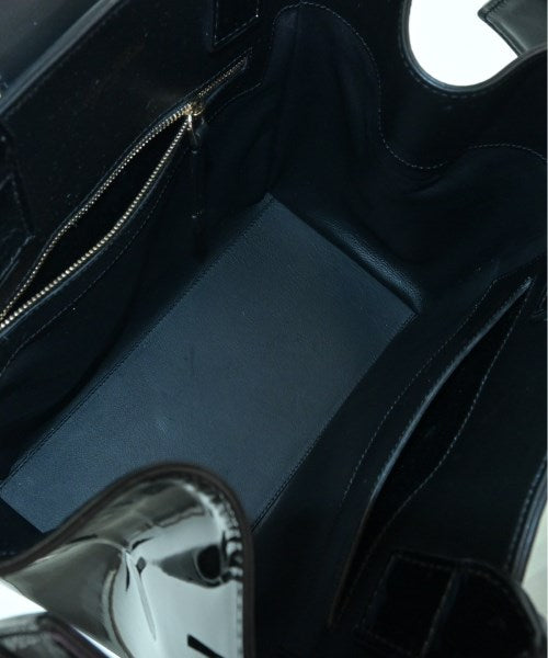 Roger Vivier กระเป๋าถือ