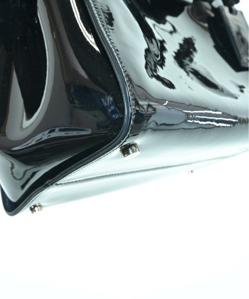 Roger Vivier กระเป๋าถือ