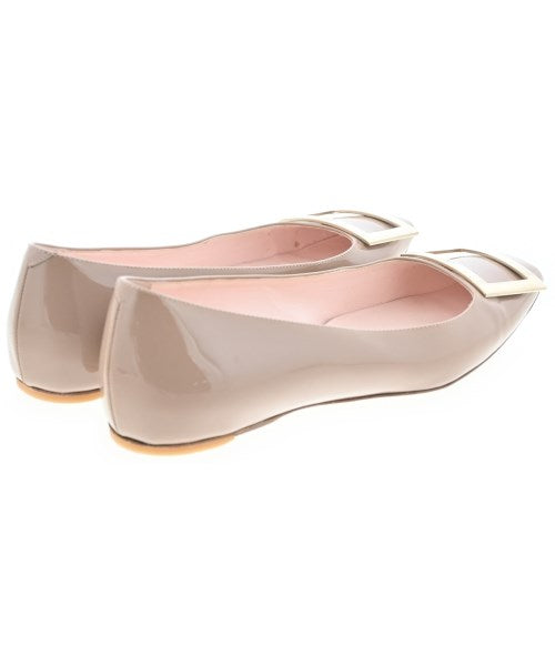 Roger Vivier รองเท้าส้นสูง