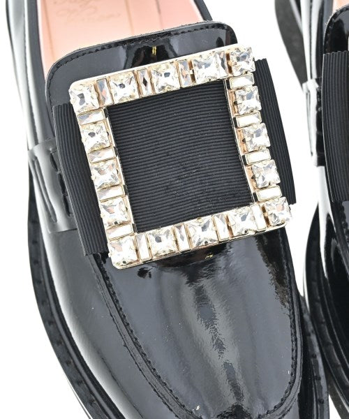 Roger Vivier รองเท้าสวมทางการ