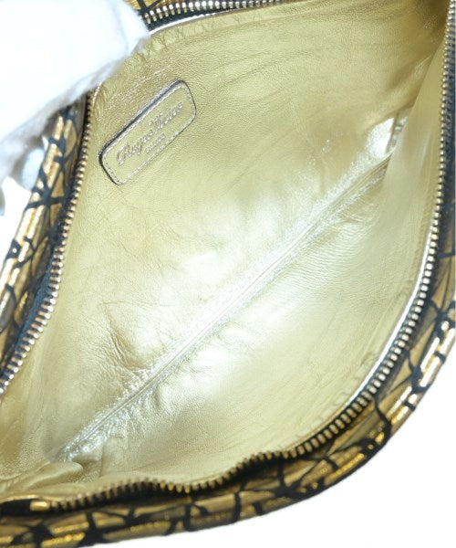 Roger Vivier คลัตช์